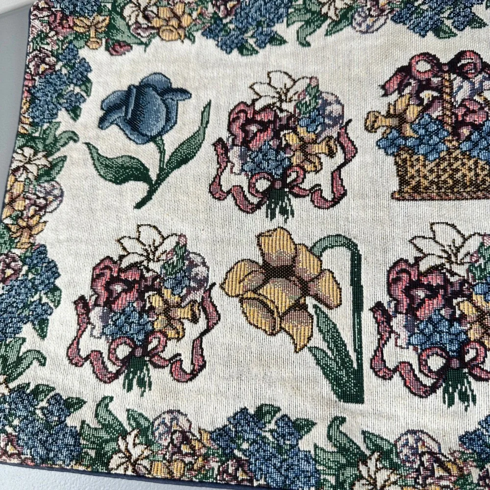 Spring Floral Table Runner‎ Woven Tapestry Bee Rabbit Daffodil Decor